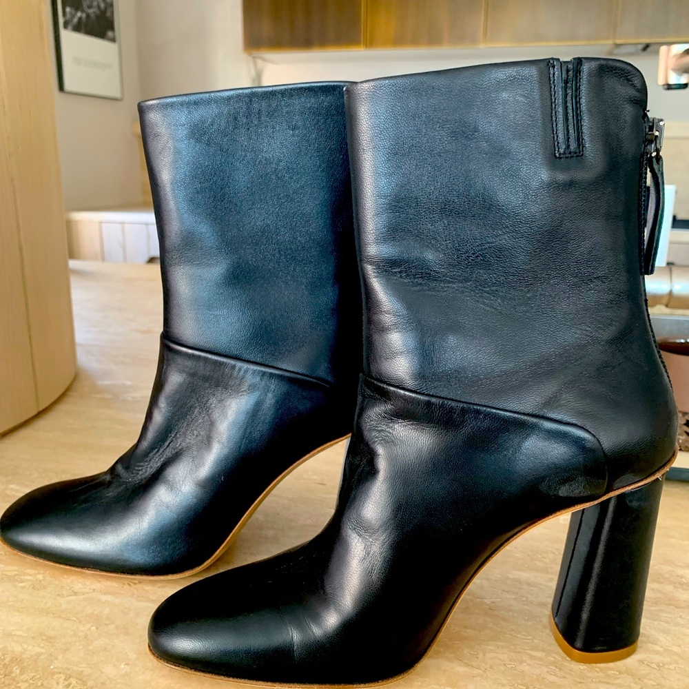 Acne studios new black leather boots size 6